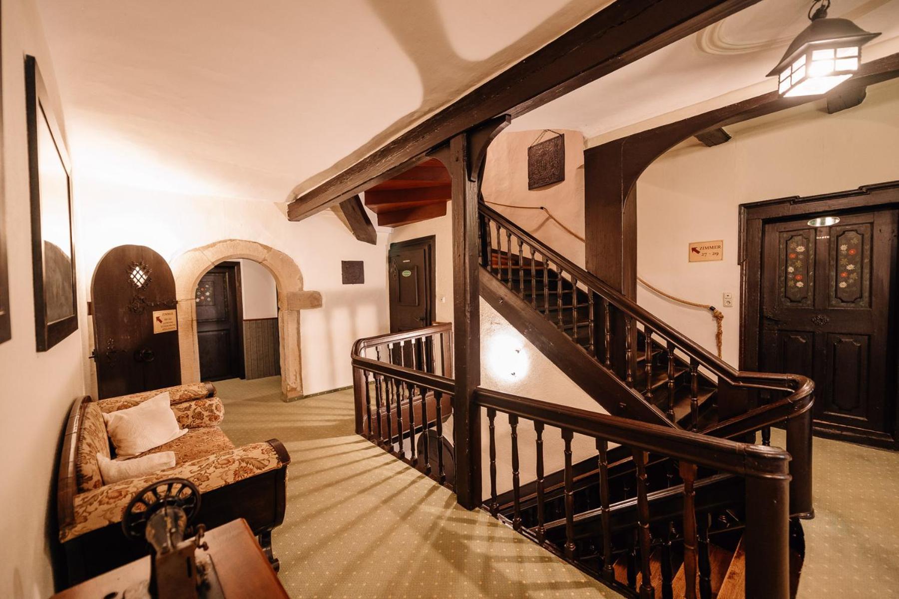 Loewen & Restaurant 3*